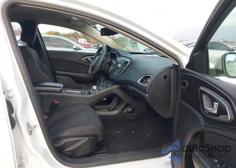 2015 Chrysler 200 Limited from USA, damaged, VIN 1C3CCCAB1FN752862